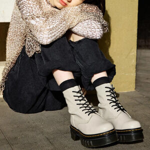 Dr Martens Audrick Platform Boot Grey‎ Lace Up Leather 8-Eye Sz 9 Women's